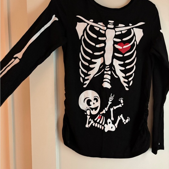Halloween Costumes Tops - Maternity Halloween long sleeve shirt